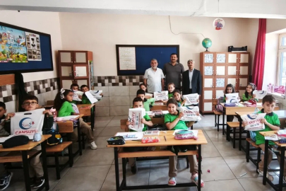 Cansuyu Derneği’nden Konya’da 2 bin 100 öğrenciye kırtasiye desteği